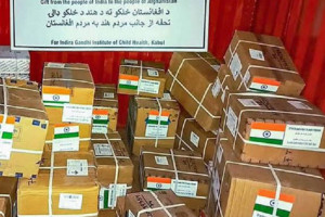هند به افغانستان تجهیزات طبی کمک کرد