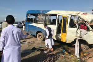 هرات؛ حادثه ترافیکی حدود ۲۰ تن کشته و زخمی شدند 