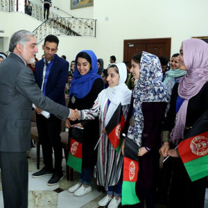 پس-از-کسب-مدال-نقره؛-دختران-افغان-در-تلاش-خدمت-به-افغانستان-هستند