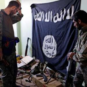 دو-عضو-گروه-داعش-به-نیروهای-امنیتی-تسلیم-شدند