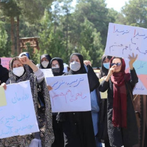 طالبان-باید-به-حقوق-زنان-احترام-بگذارند