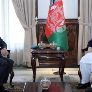 گفتگوی-اتمر-با-وزیر-خارجه-مالدیف-و-سفیر-ترکیه-در-کابل