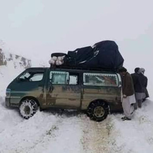 برفباری-سنگین؛-بزرگ‌راه-غور-کابل-مسدود-شد