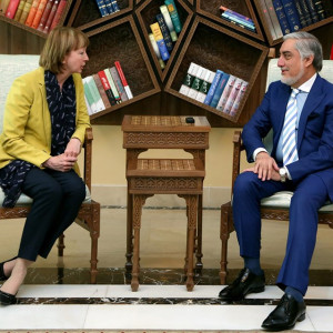 رییس-اجراییه-با-سفیر-جدید-بریتانیا-در-کابل-ملاقات-کرد