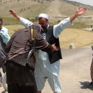 مخالفان-مسلح-۳۰-میلیون-افغانی-از-بادغیس-جمع-آوری-کردند