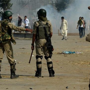 با-گسترش-اعتراضات؛-دولت-هند-چند-شاهراه-را-در-کشمیر-مسدود-کرد