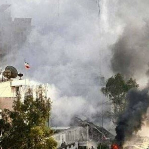 قنسولگری-ایران-در-دمشق-مورد-حمله-قرار-گرفت