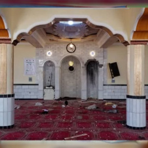 انفجار-در-مسجد-در-روز-دوم-آتش‌بس؛-۱۲-نمازگزار-به‌شمول-ملا-امام-در-کابل-کشته-شدند