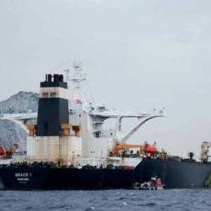 کشتی-بزرگ-نفتکش-ایران-از-سوی-بریتانیا-آزاد-شد