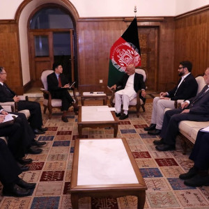 غنی-با-نماینده-چین-برای-افغانستان-و-پاکستان-دیدار-کرد