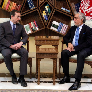 رییس-اجراییه-حکومت-با-سفیر-امریکا-در-کابل-ملاقات-نمود