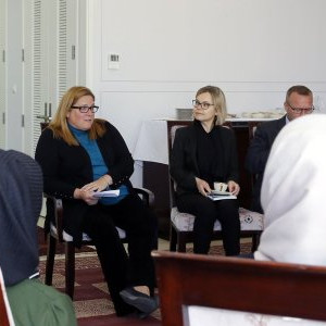 سفارت-امریکا-خواستار-حمایت-زنان-افغان-از-صلح-شد