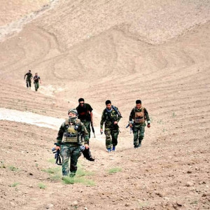 گزارش-سرباز-در-محاصرۀ-طالبان-جنجال-برانگیز-شد