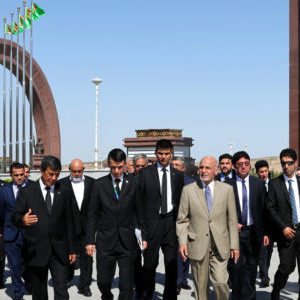 رئیس-جمهورغنی-از-سفر-رسمی-ترکمنستان،-به-کابل-بازگشت