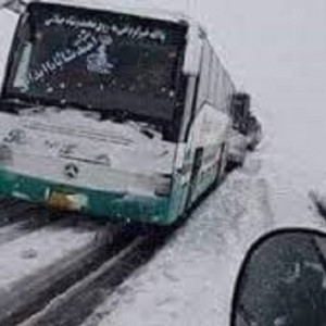 برفباری-سنگین-و-مسدود-شدن-مسیر-کابل-–-قندهار-در-زابل