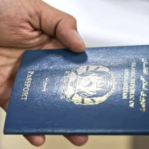 آغاز-روند-توزیع-پاسپورت-به-شهروندان-افغانستان-در-ایران
