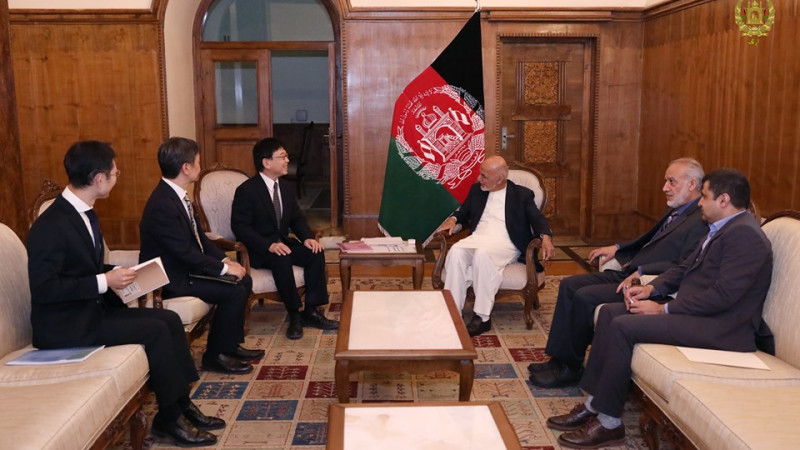 رییس-جمهور-غنی-با-سفیر-جاپان-در-کابل-دیدار-نمود
