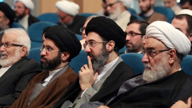 -تن-از-هوادران-رهبر-مذهبی-ایران-مورد-تحریم-قرار-گرفتند