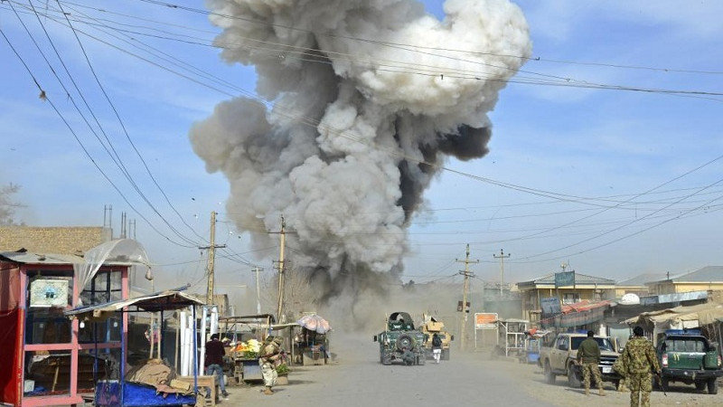 انفجار-دو-موتر-بمب-گذاری-شده-در-ولایت-هلمند-جان-سرباز-امنیتی-را-گرفت