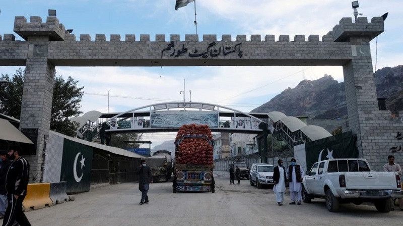پاکستان-دروازه-تورخم-را-به-روی-دانشجویان-افغان-باز-کرد