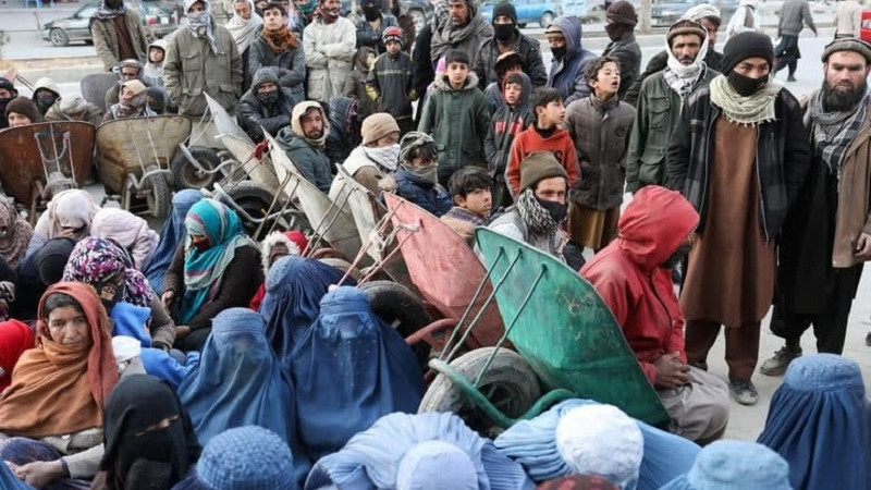 افغان‌ها-در-معرض-بیماری-و-فقر-قرار-دارند