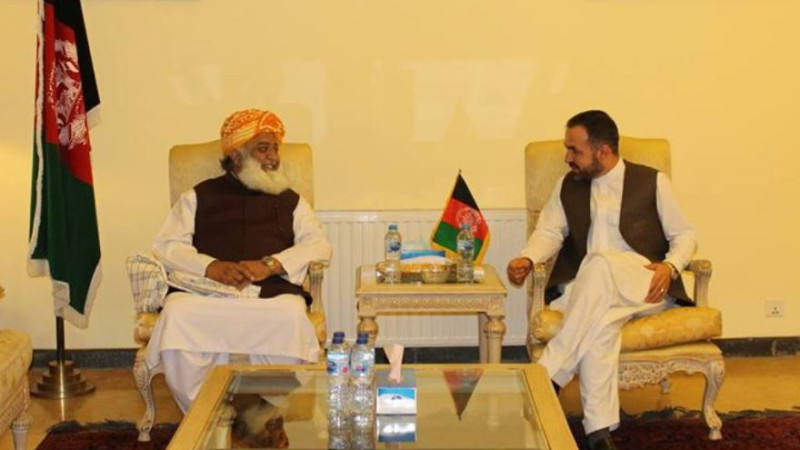 دیدار-سفیر-افغانستان-با-پدر-معنوی-طالبان-در-پاکستان