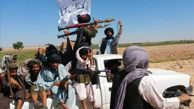 طالبان-مراکز-ولسوالی‌های-جوین-و-پشترود-فراه-را-تصرف-کردیم