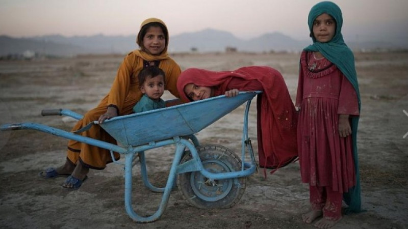 اگر-فقرزدایی-نشود،-میلیون‌ها-افغان-می‌میرند