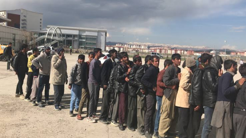 آمادگی-تاجیکستان-برای-پذیرش-۱۰۰-هزار-پناهجوی-افغان