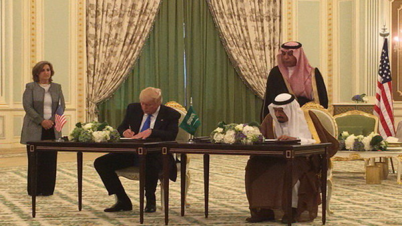 امضای-قرارداد-۴۶۰-میلیارد-دلاری-تسلیحاتی-آمریکا-و-عربستان