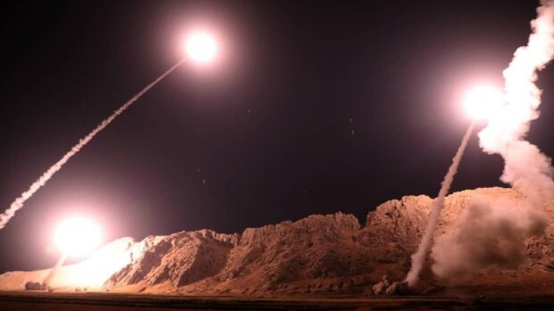 حمله-موشکی-ایران-به-پایگاهای-نظامی-امریکا-در-عراق
