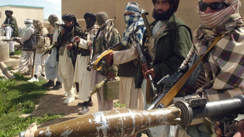 گروه-تروریستی-طالبان-پایگاه-پولیس-فاریاب-را-آتش-زدند