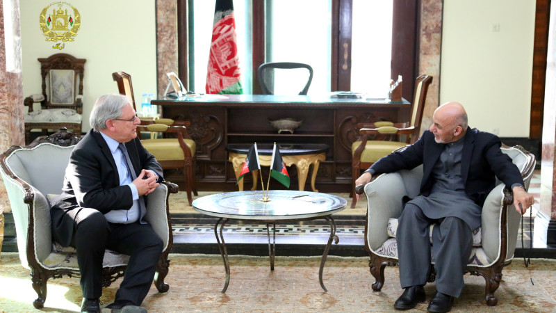 دیدار-رئیس-جمهور-غنی-با-نماینده-خاص-سازمان-ملل-متحد-در-افغانستان