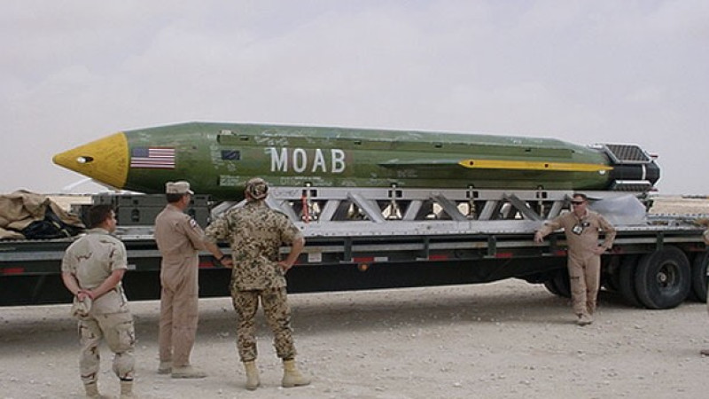 استفاده-آمریکا-از-قوی-ترین-بمب-غیر-هسته-ای-در-افغانستان
