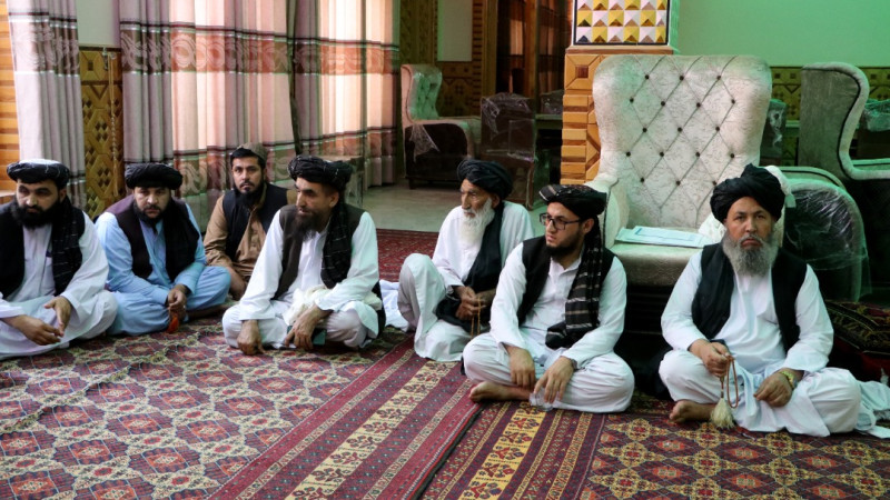 دیدار-رهبر-طالبان-با-تاجران-افغانستان