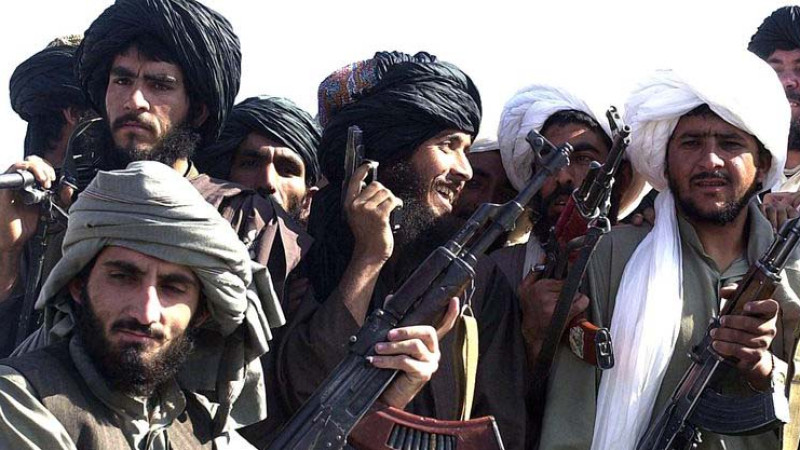 طالبان-در-ولایت-غور-یک-سرباز-ارتش-را-محکمه-صحرایی-کردند