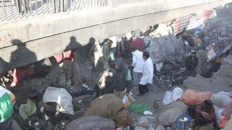 وزارت-صحت-عامه؛-معتاد-را-از-منطقه-پل-سوخته-کابل-جمع-آوری-کرد