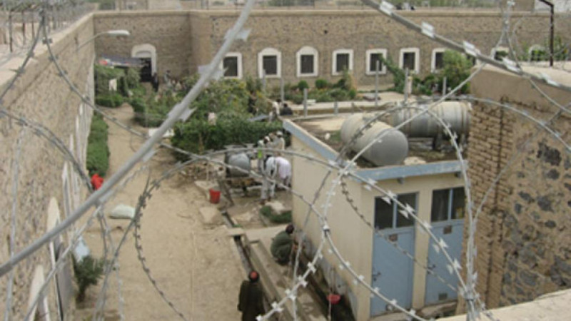 آمریکا-برای-افغانستان-زندان-می-سازد
