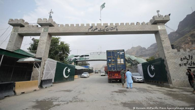 پاکستان-به-مهاجرین-افغان-بدون-گذرنامه-اجازه-بازگشت-داد