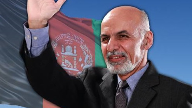 غنی-افغانستان-هم-جنگ-و-هم-سیاست-را-می‌برد