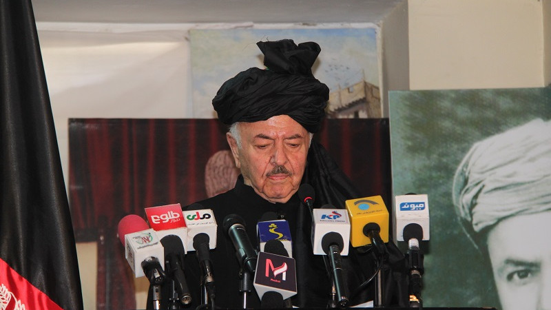 شورای-اسماعیلیه-های-افغانستان-ازحنیف-اتمر-اعلام-حمایت-کرد