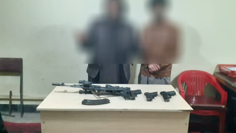 بازداشت-دو-فرد-مسلح-غیرمسوول-پس-از-درگیری-با-پولیس-کابل