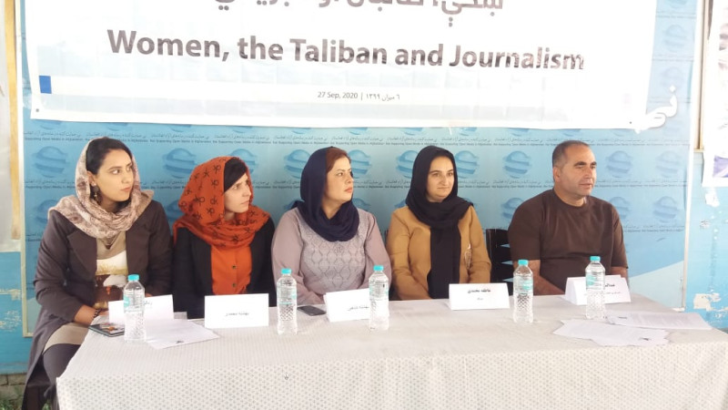 خبرنگاران-و-فعالان-مدنی-بر-حفظ-جمهوریت-تاکید-کردند