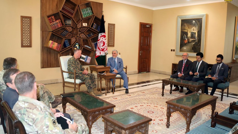 دیدار-عبدالله-با-فرماندهان-ارشد-امریکا-و-بریتانیا-در-کابل