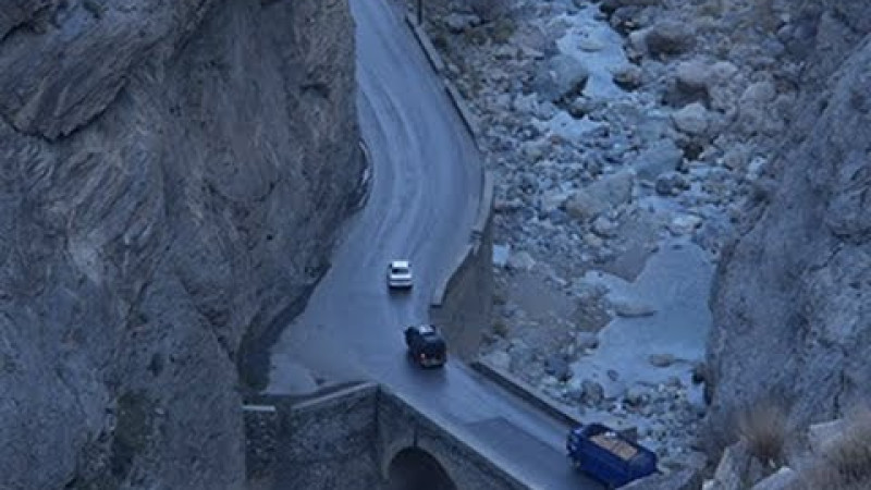 حادثۀ-ترافيکى-درشاهراه-کابل-جلال-آباد-کشته-برجا-گذاشت