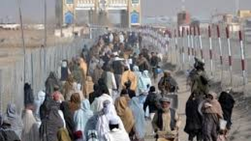 بر-اثر-فشار-های-حکومت-پاکستان-هزار-پناهجو-ی-افغان-به-کشور-بازگشتند