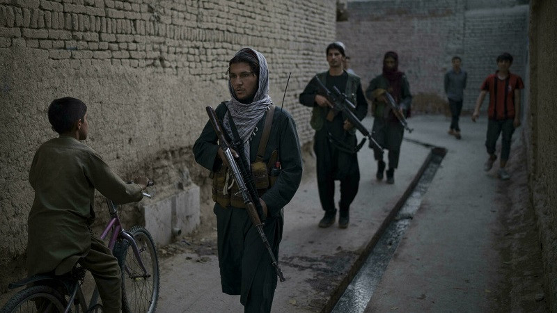 بازرسی-مردم-از-سوی-نیروهای-طالبان-با-لباس-شخصی-منع-شد