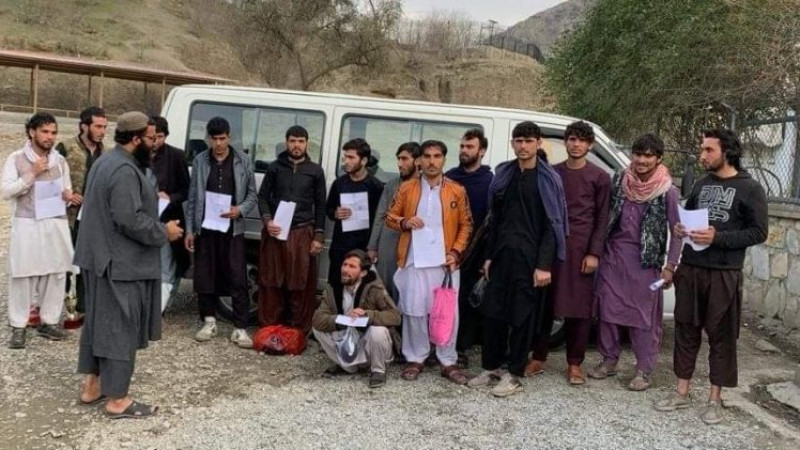 ۱۵-مهاجر-افغان-از-زندان‌های-پاکستان-رها-شدند