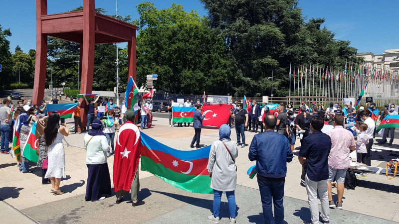 آذربایجانی-ها-علیه-تحرکات-ارمنستان؛-در-مقابل-مقر-سازمان-ملل-اعتراض-کردند