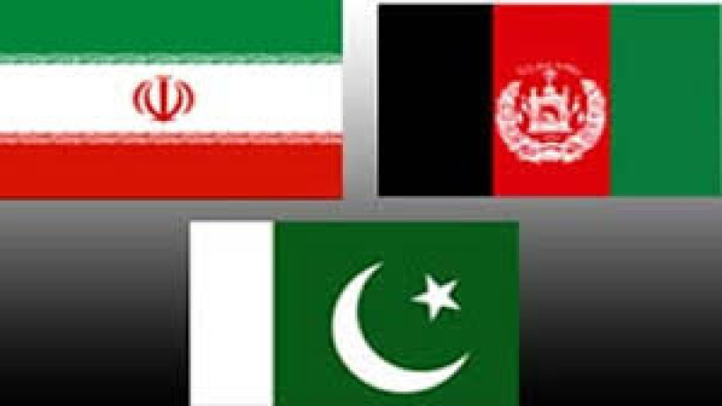خلیلزاد-در-مورد-افغانستان-به-ایران-و-پاکستان-هشدار-داد